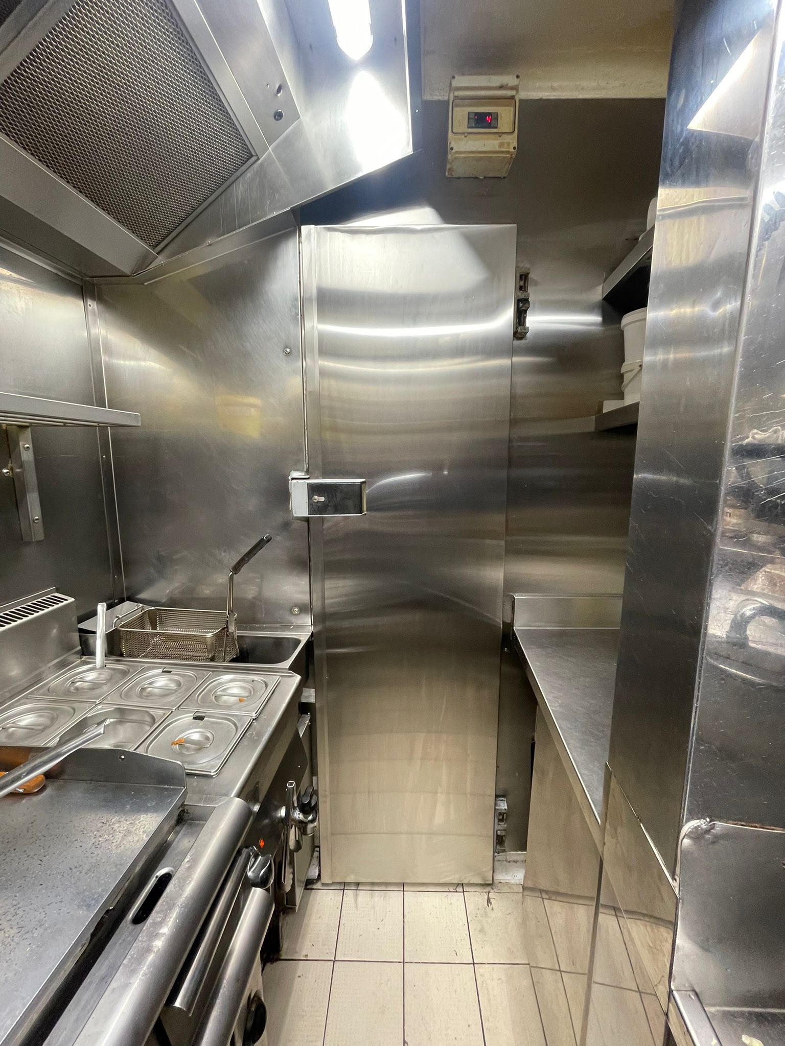 Cuisine professionnel en inox sur mesure fabriqué par Paris Inox